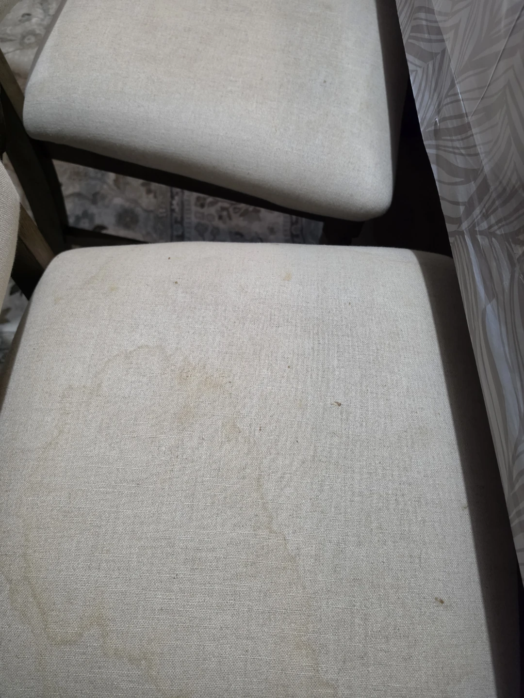 Dining table and 6 chairs - photo 3