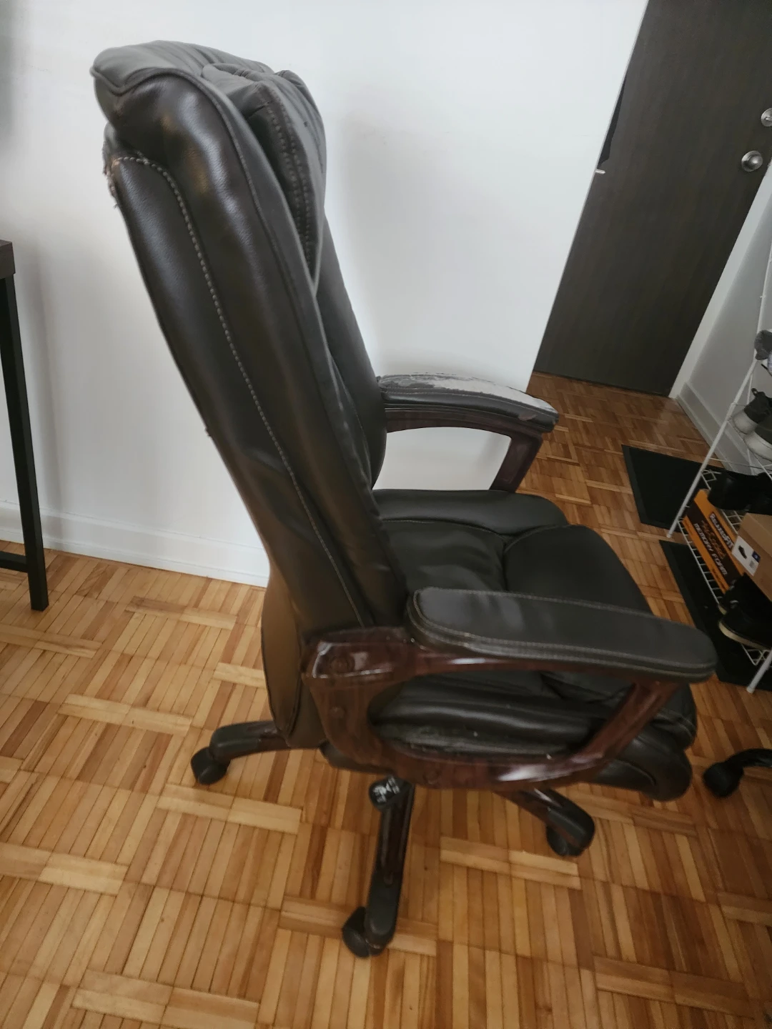 Big office chair - photo 3