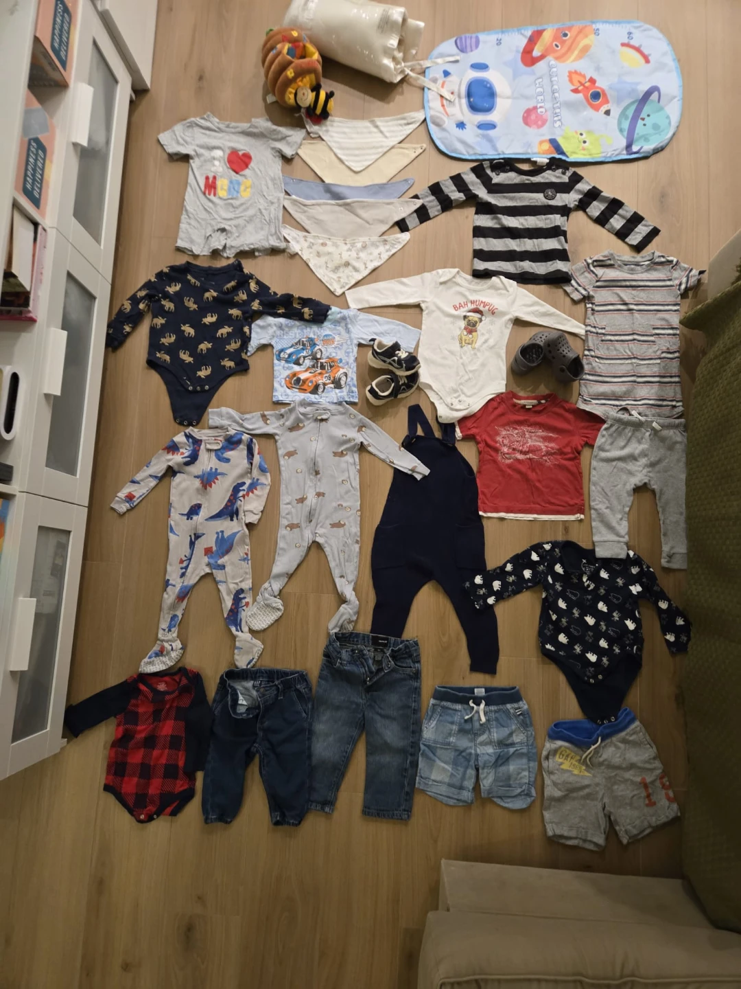 Baby clothing bundle