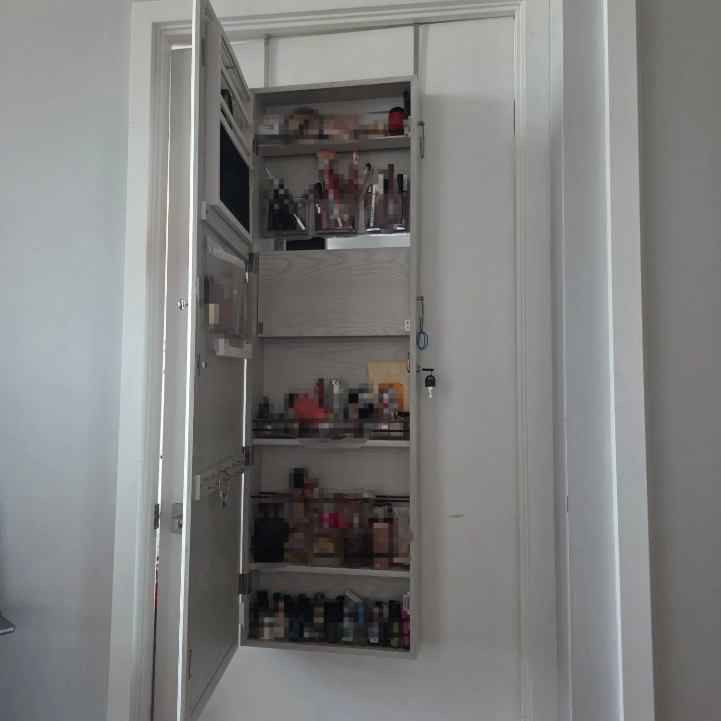 White Lockable Jewelry & Makeup Organizer Mirror