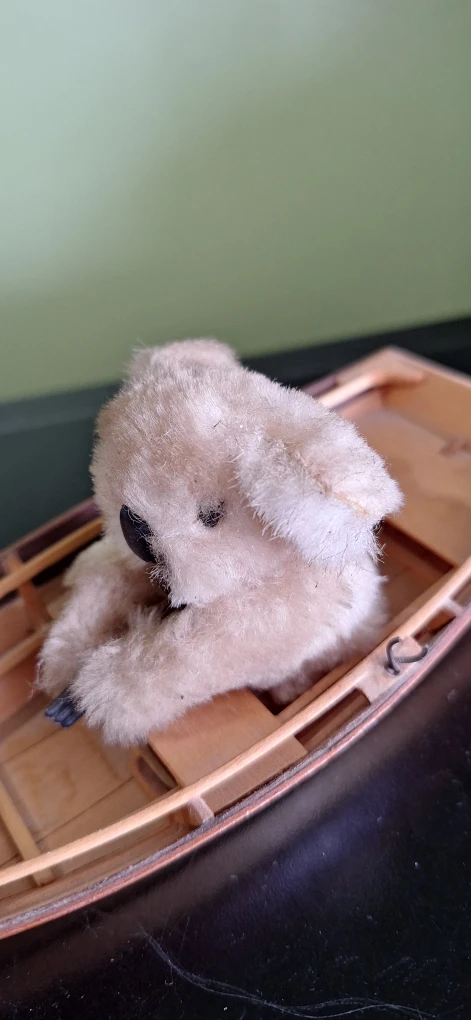 Vintage Steiff Koala in Wooden Rowboat - photo 3