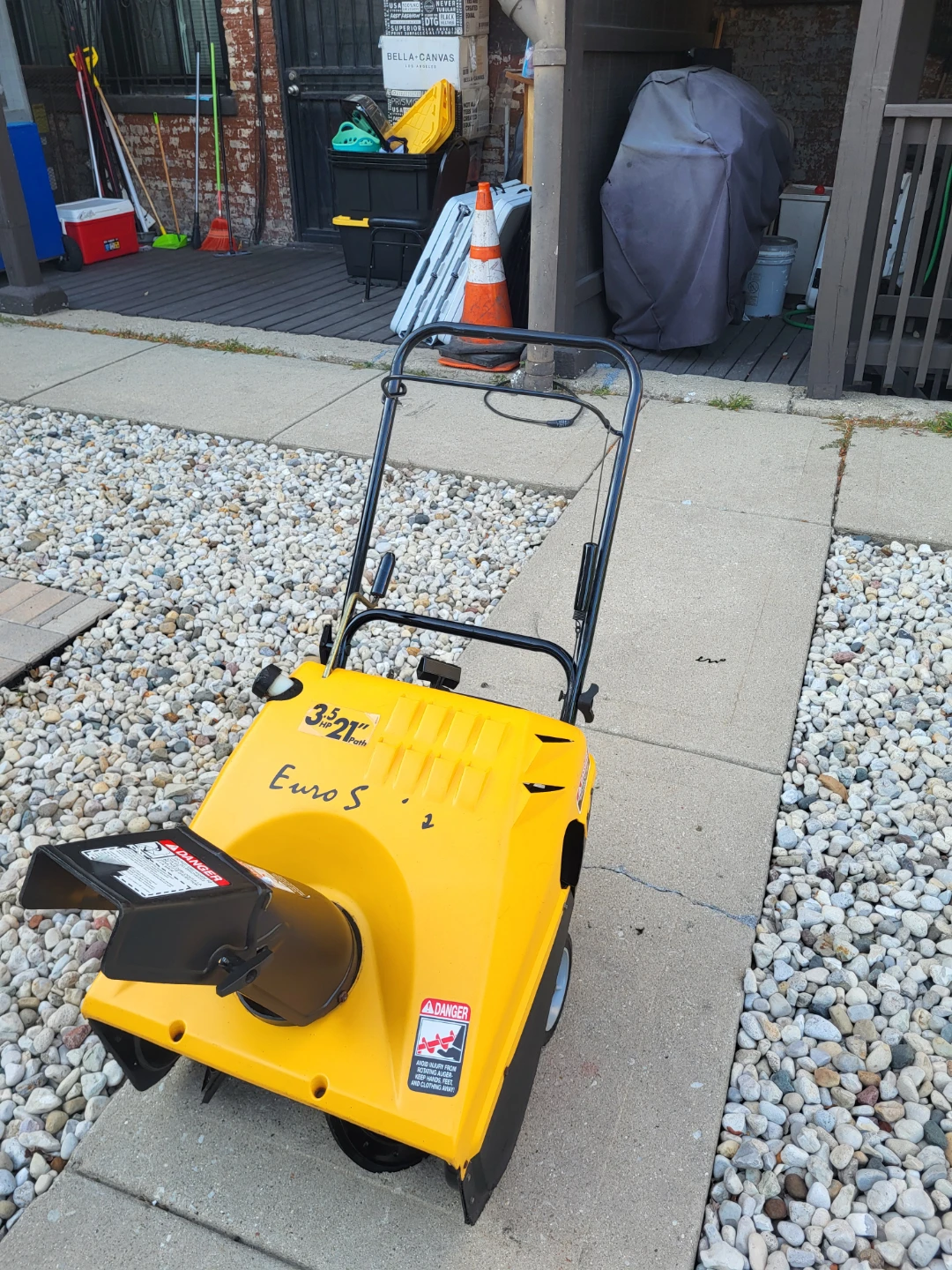 3.5 HP 21-inch Snow Blower - photo 3