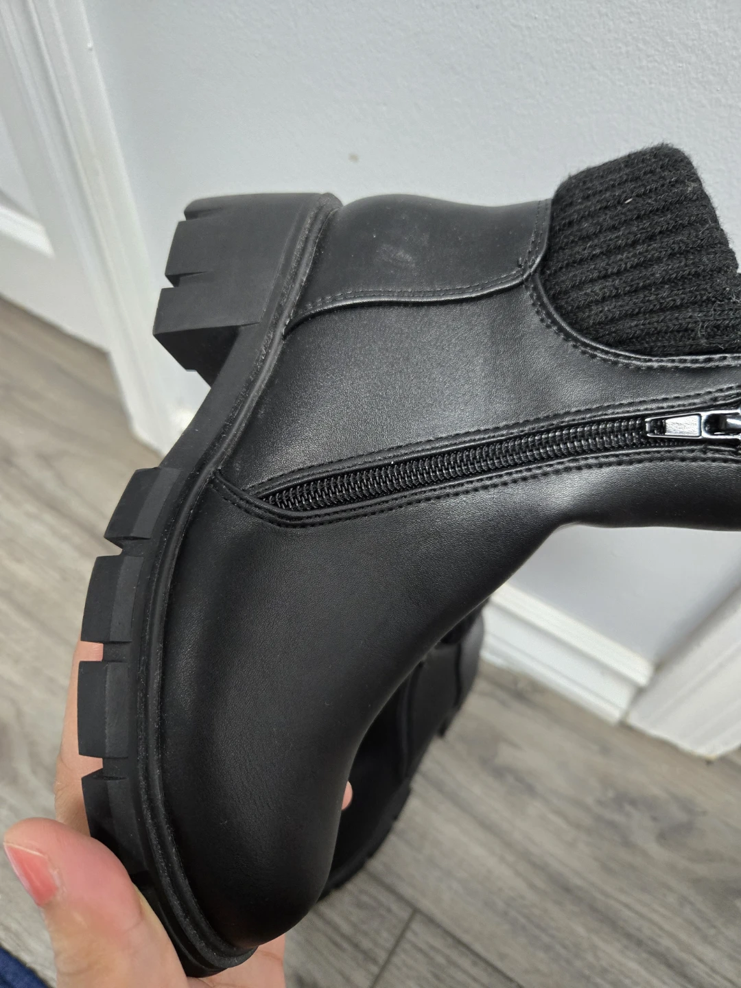 Black Ankle Boots Size 13 - photo 3