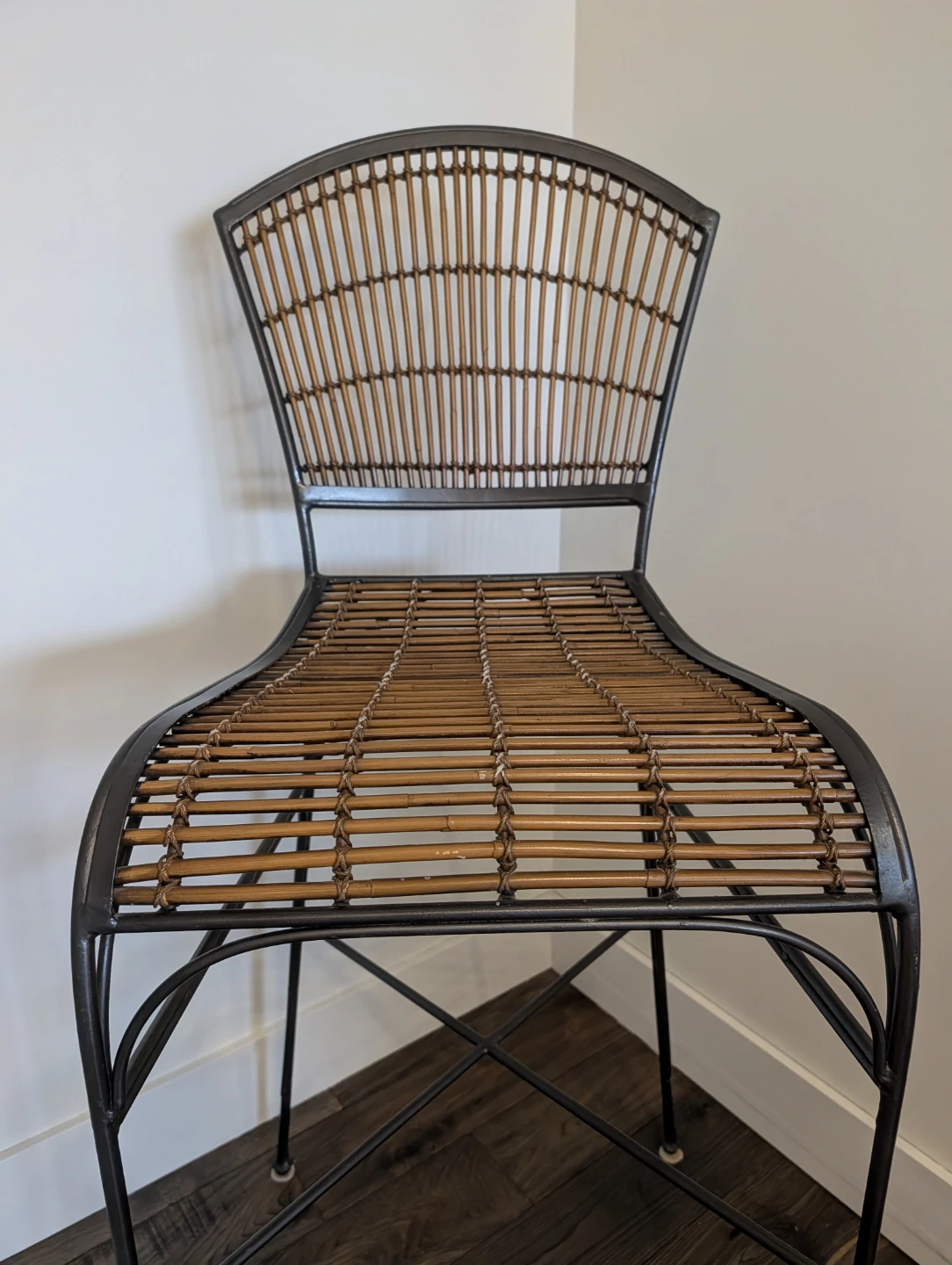 Beautiful Wrought iron and bamboo/wicker bar or counter stools - photo 3