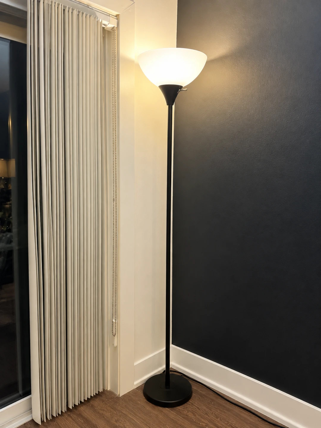 2 Fans + Space Heater + Floor Lamp – 4 Items Bundle - photo 2