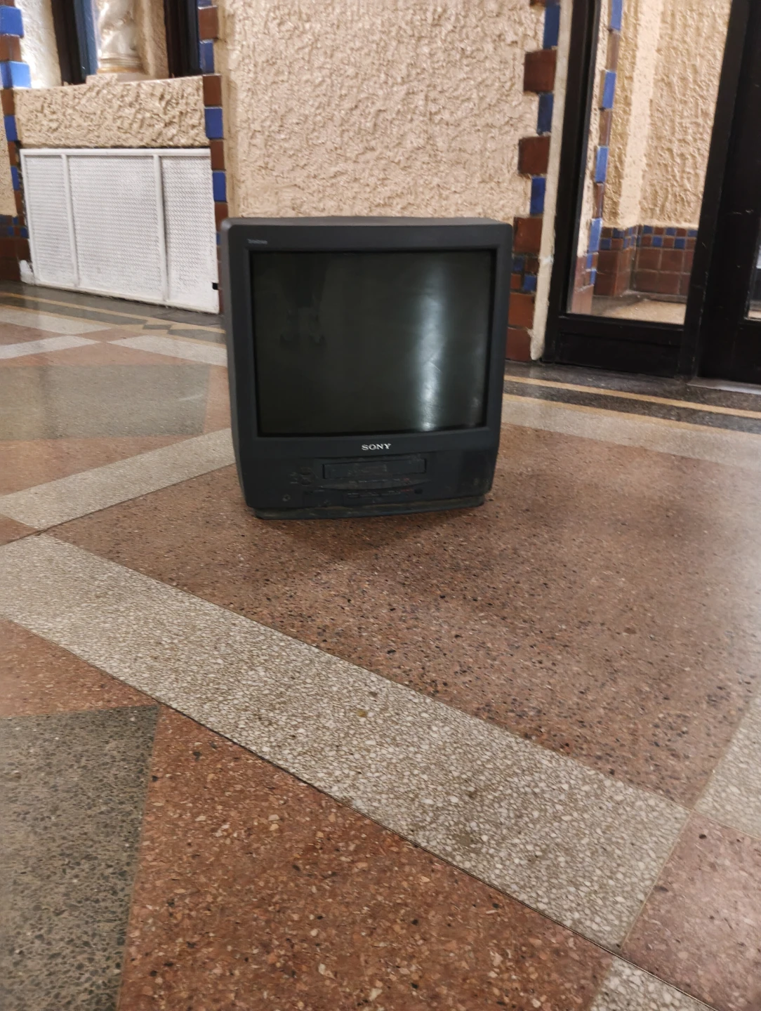 Sony Trinitron 200$ - photo 5