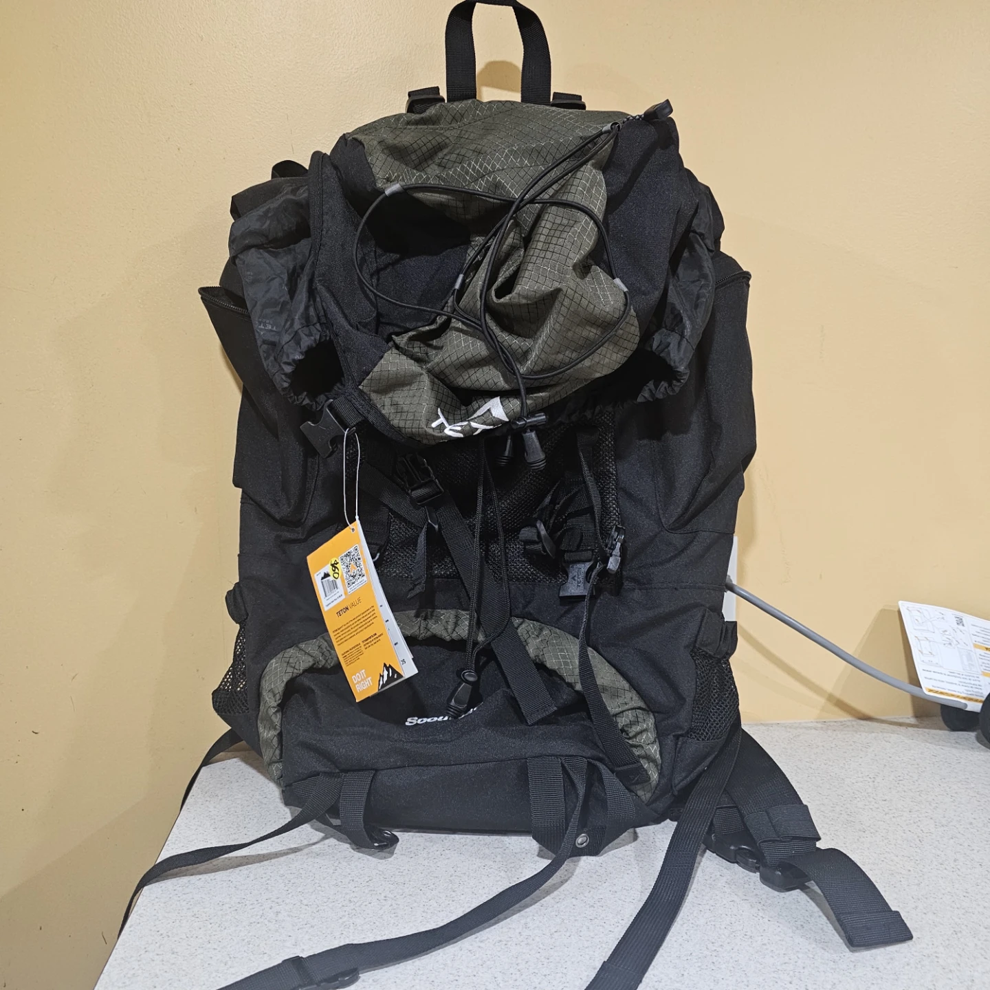 Teton Sports Scout 3400 Internal Frame Backpack