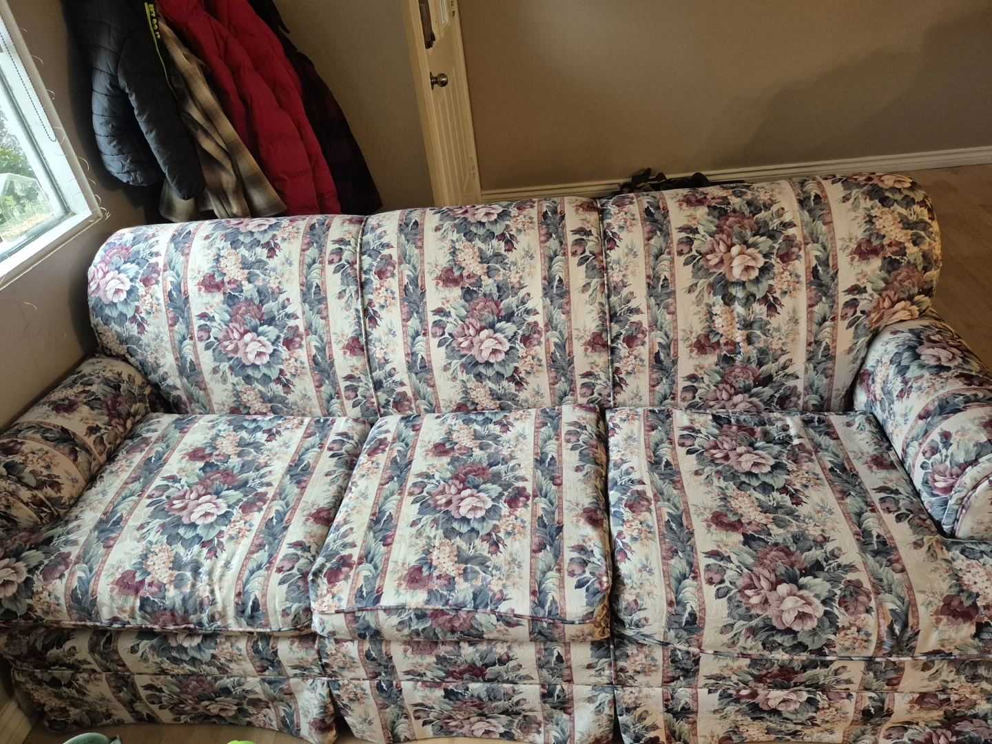 Floral pattern three-seater sofa