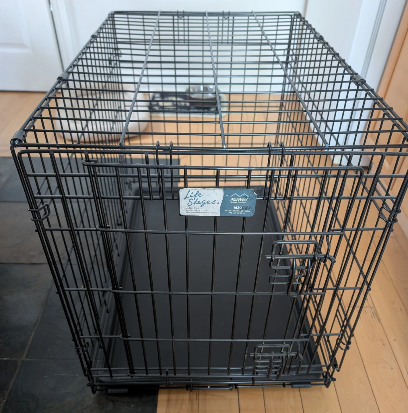 Medium Dog Crate - photo 2