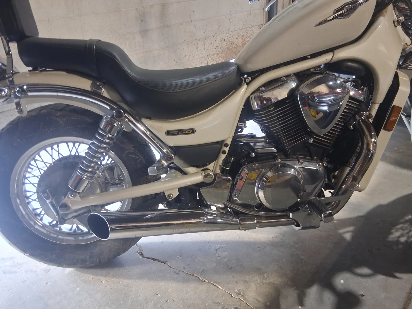 Suzuki Boulevard S50 Motorcycle - photo 2