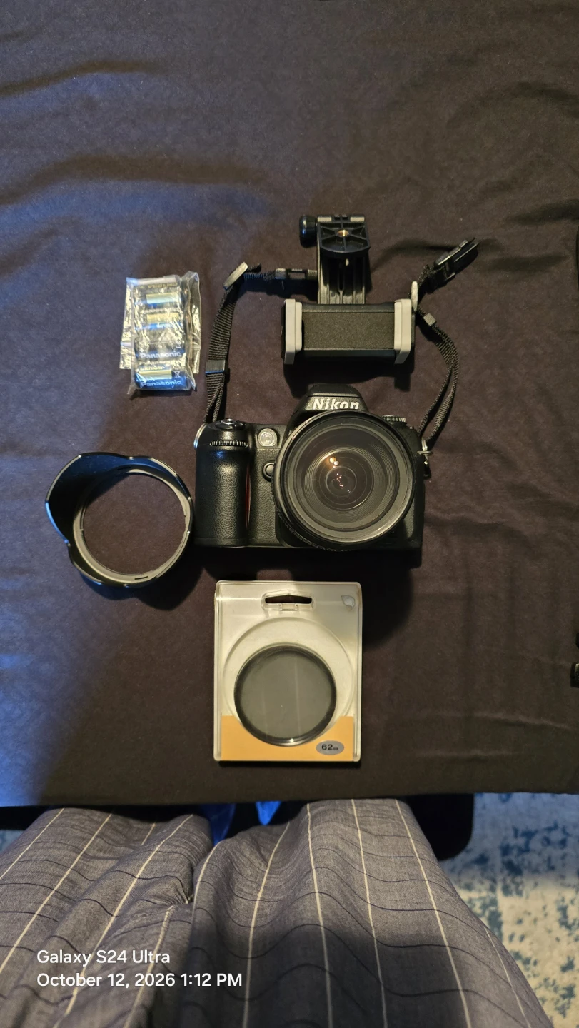 Nikon N80 Film Camera Kit