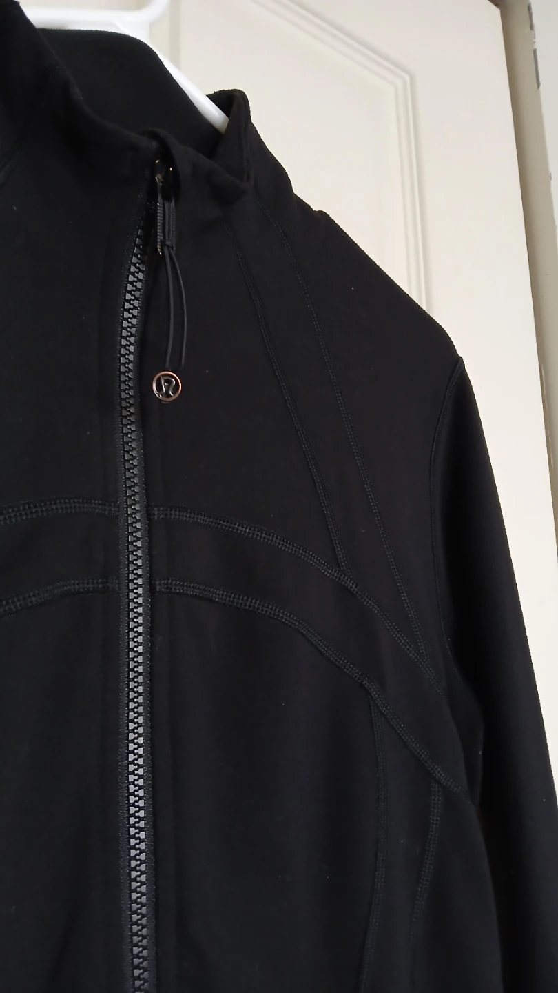 LULULEMON define black zip up size 10 - photo 5