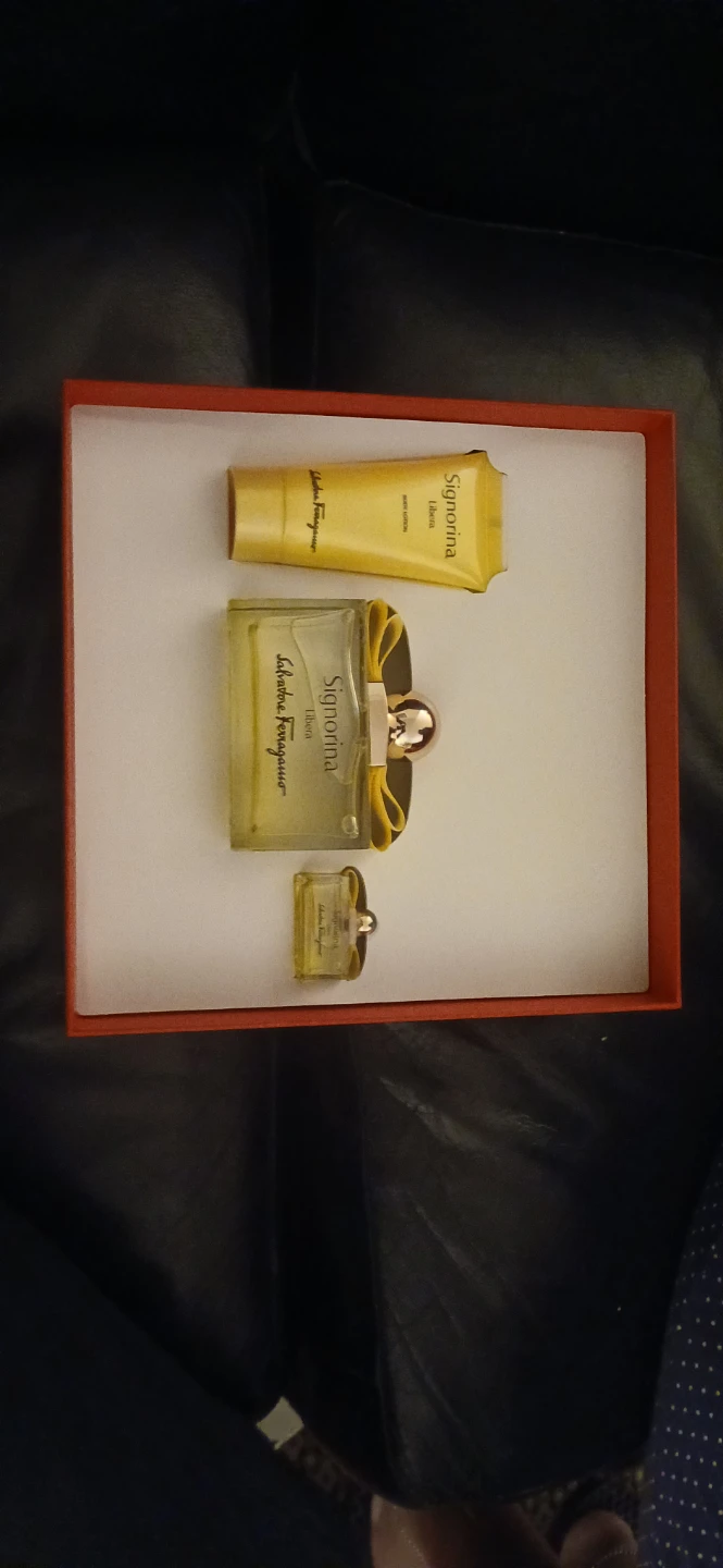 Salvatore Ferragamo Signorina Libera Gift Set - photo 3