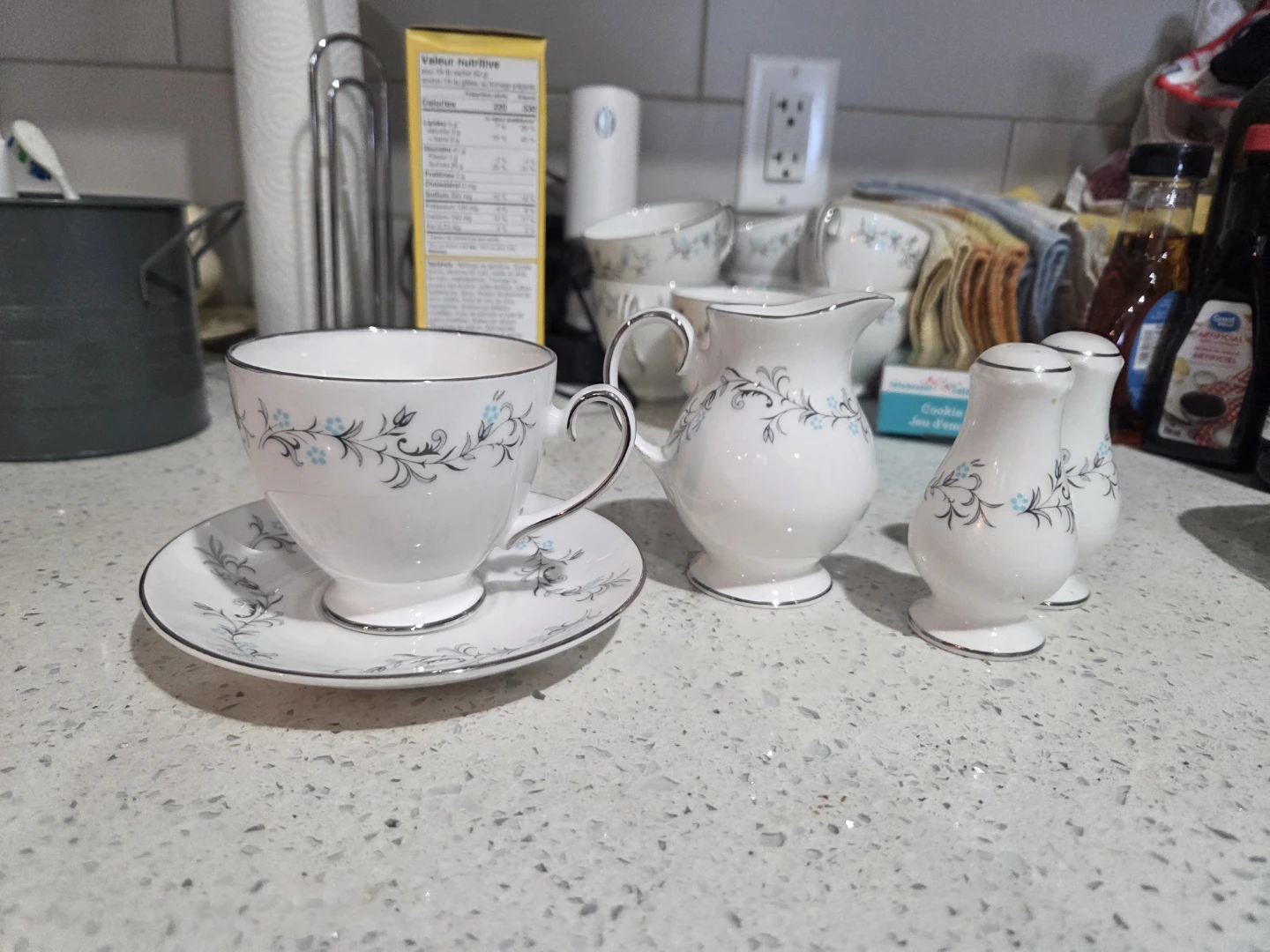 Bridal Wreath China - photo 2