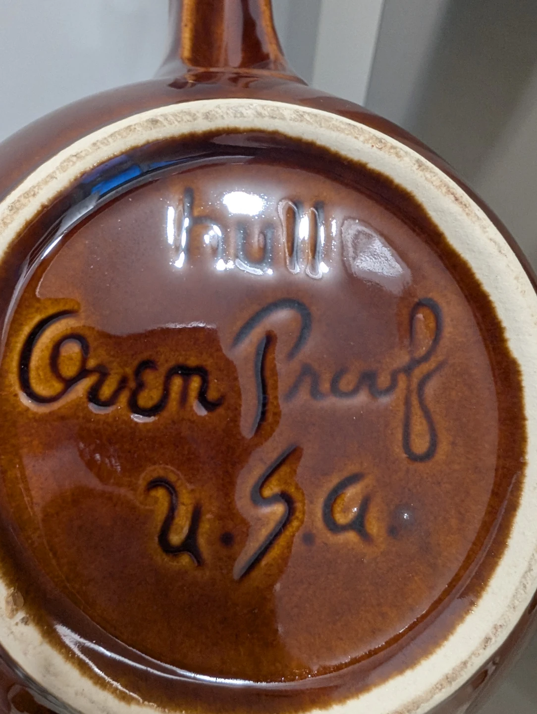 Hull Oven Proof Pottery Handled Dish - photo 5