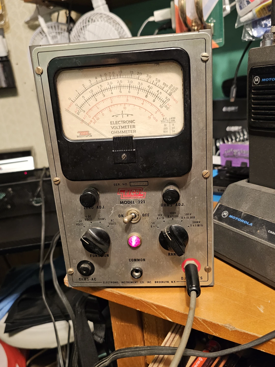 Vintage EICO Model 221 Electronic Voltmeter Ohmmeter - photo 2