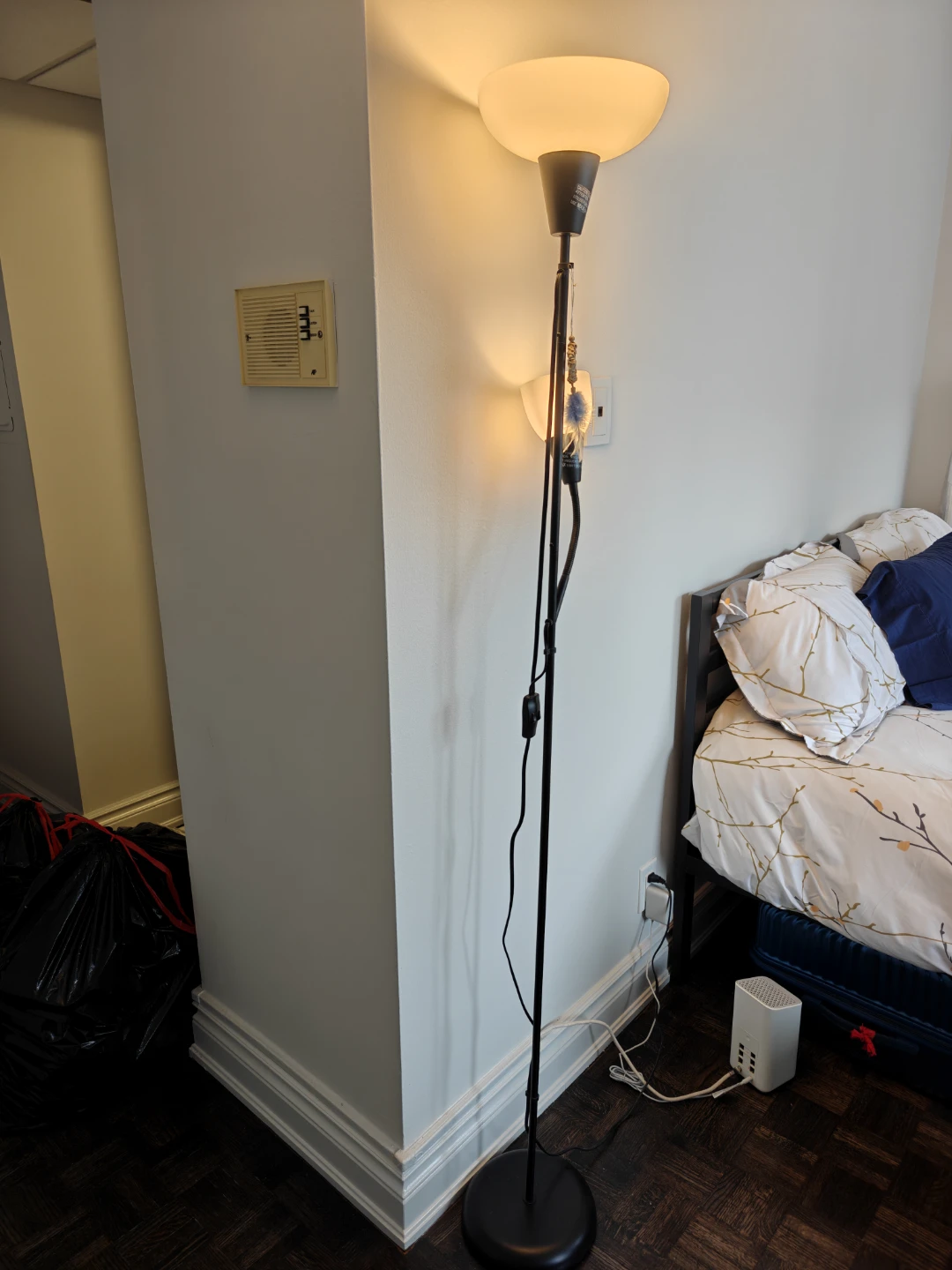 Black Mother-Daughter Floor Lamp - photo 3