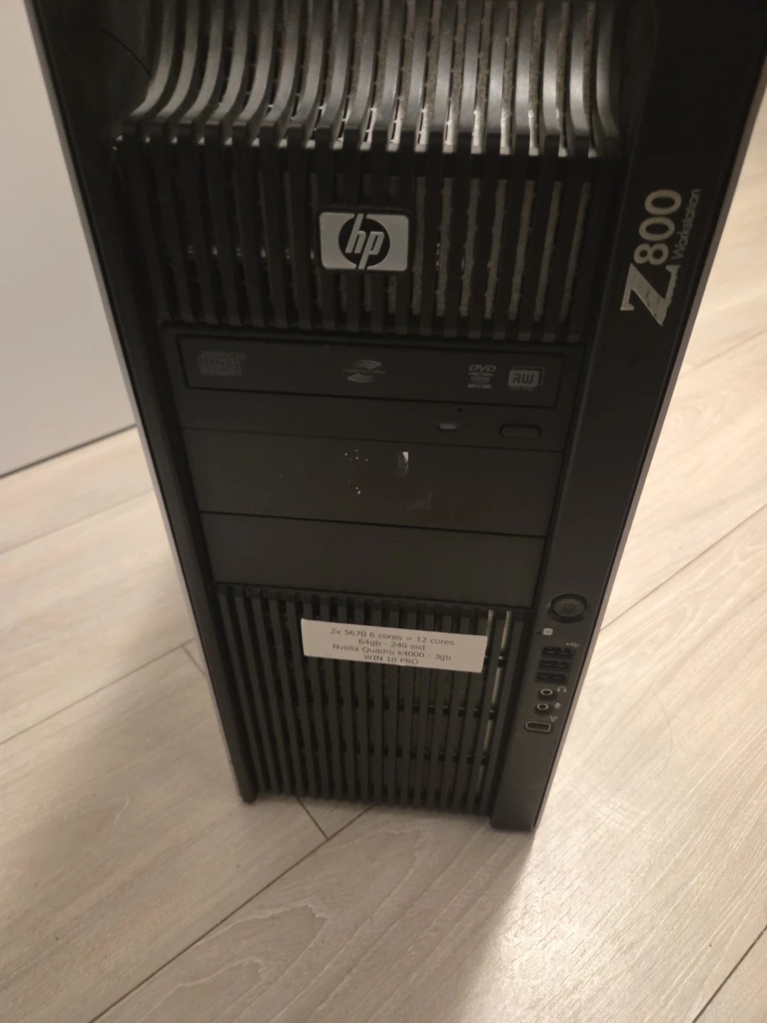 HP Z800 Workstation - photo 2