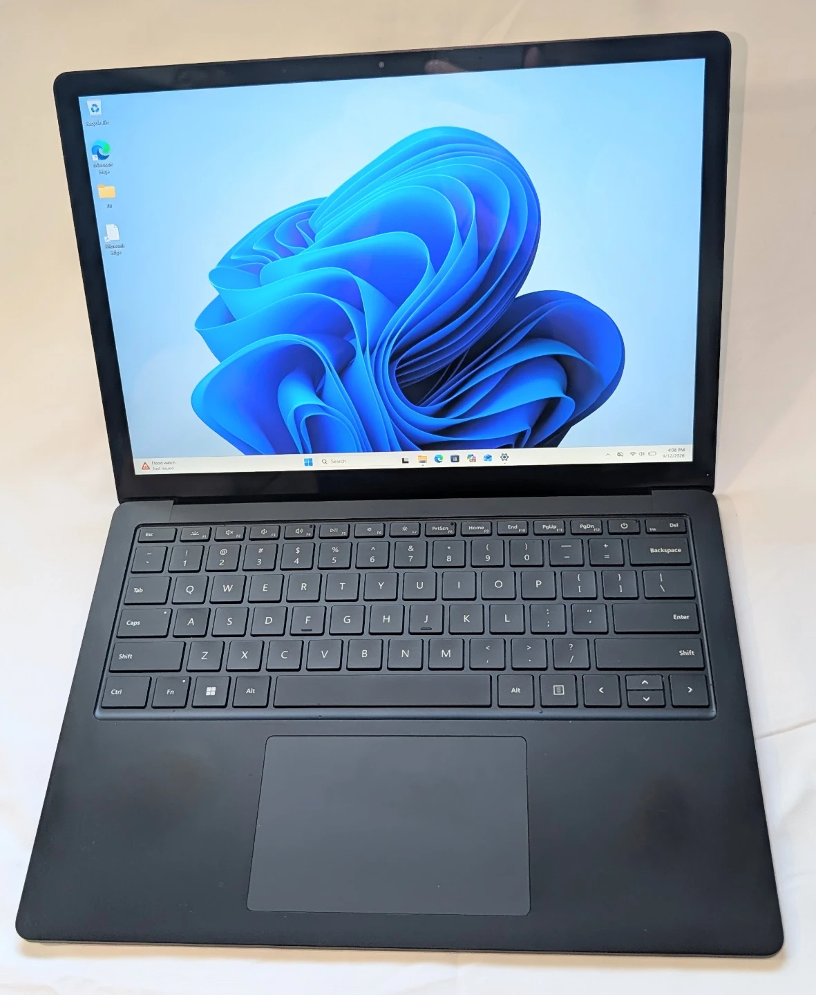 Very Nice MICROSOFT SURFACE LAPTOP 4  WINDOWS 11 13.5 inch