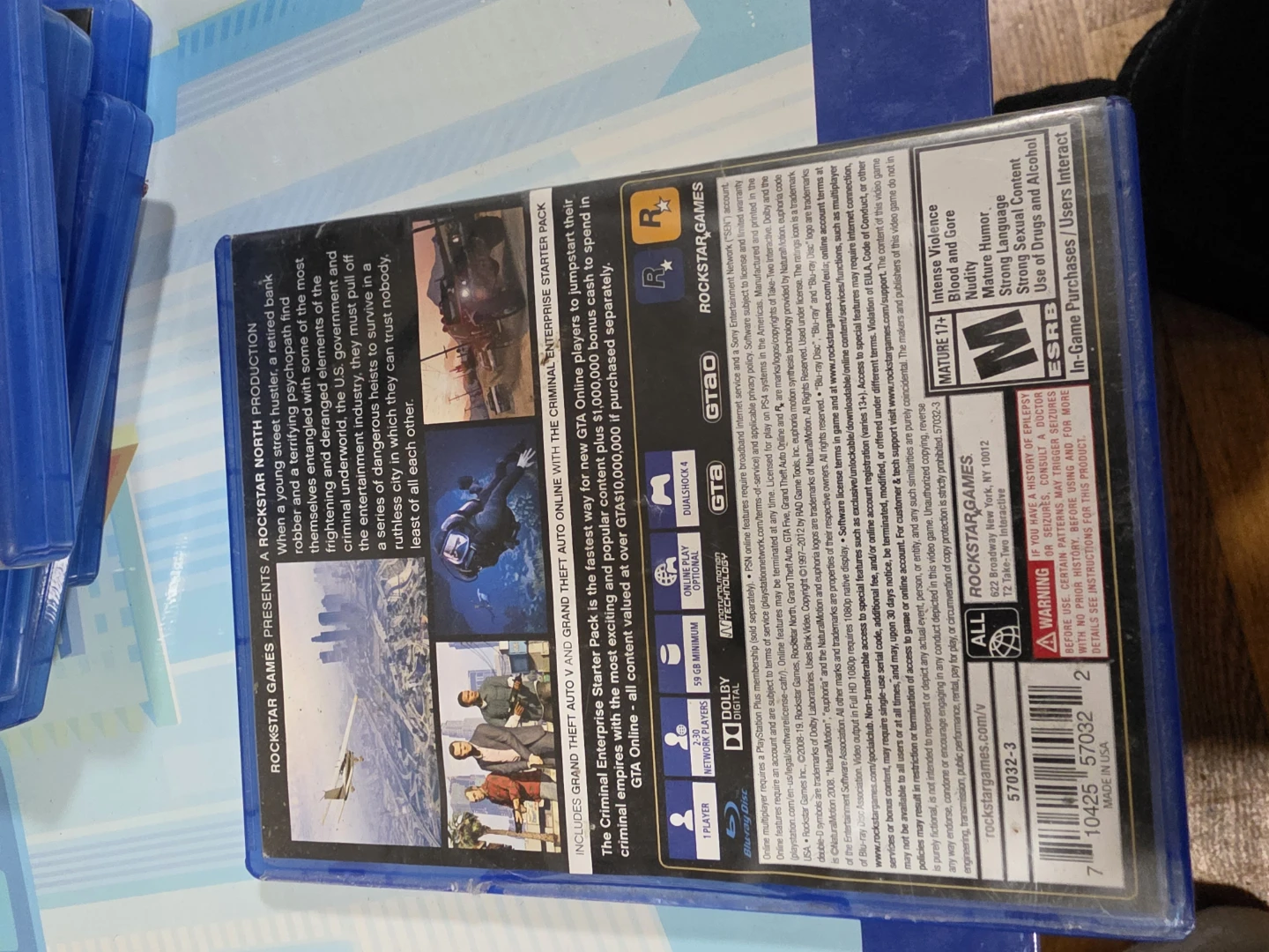 Grand Theft Auto V Premium Edition for PS4 - photo 2