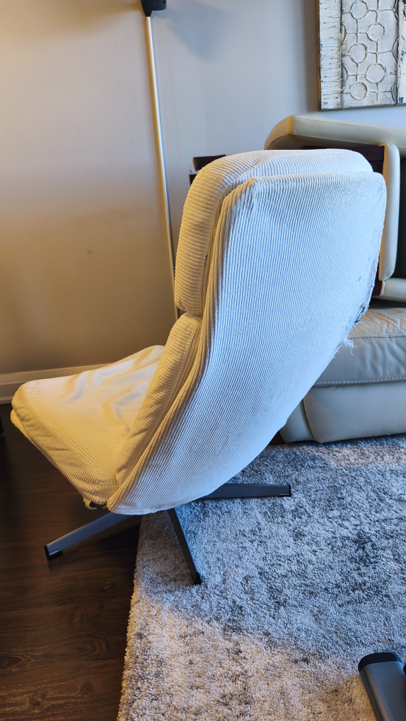 IKEA Lunna Swivel Chair and Ottoman (white) - photo 4