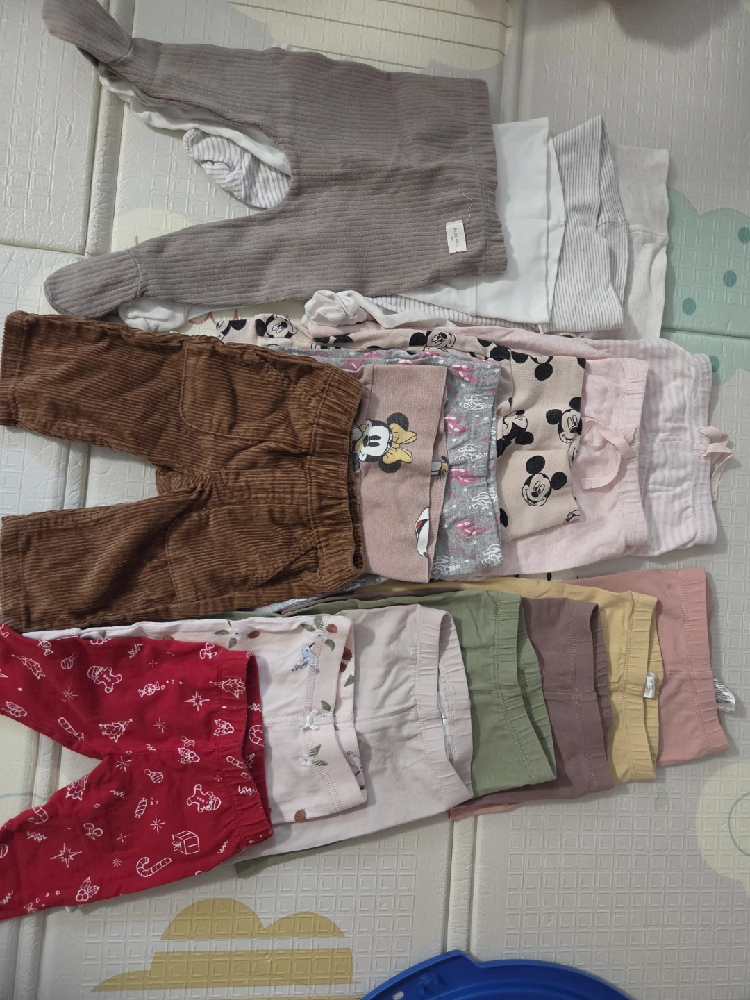 Large Bundle of Baby Clothes 0-6 Months - photo 4