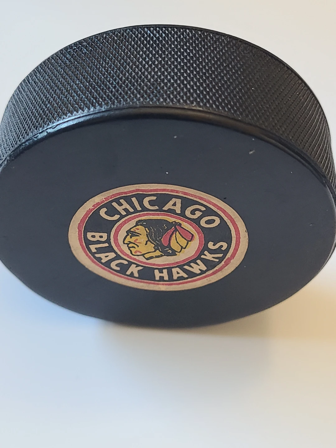 Chicago Black Hawks NHL Hockey Puck - photo 3