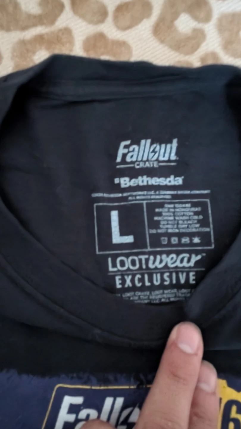 Fallout 76 Steel Dawn Loot Crate T-Shirt - photo 4