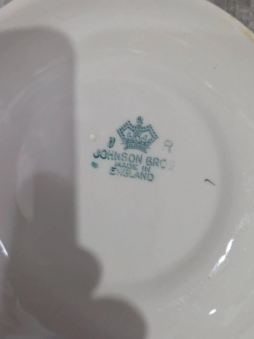 Johnson Brothers 45 piece Dish Set - photo 3
