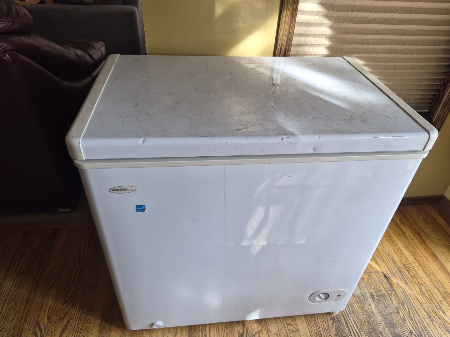Danby Designer Chest Freezer - photo 2