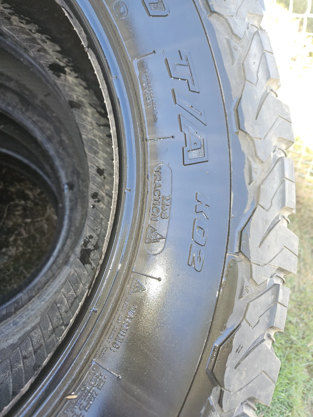 4 Tires LT285/65R20 - photo 3