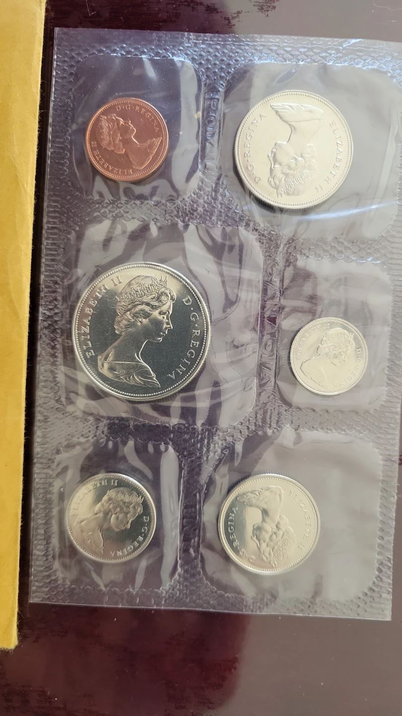 1970 Canada Manitoba Centennial Coin Set - photo 2