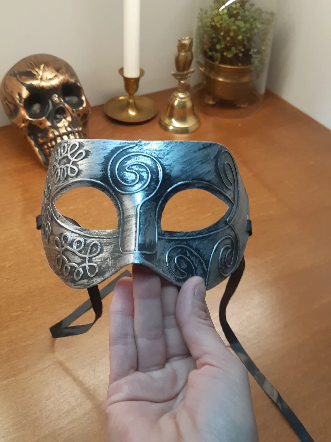 vintage-style silver Greek-Roma half-face masquerade mask. - photo 5