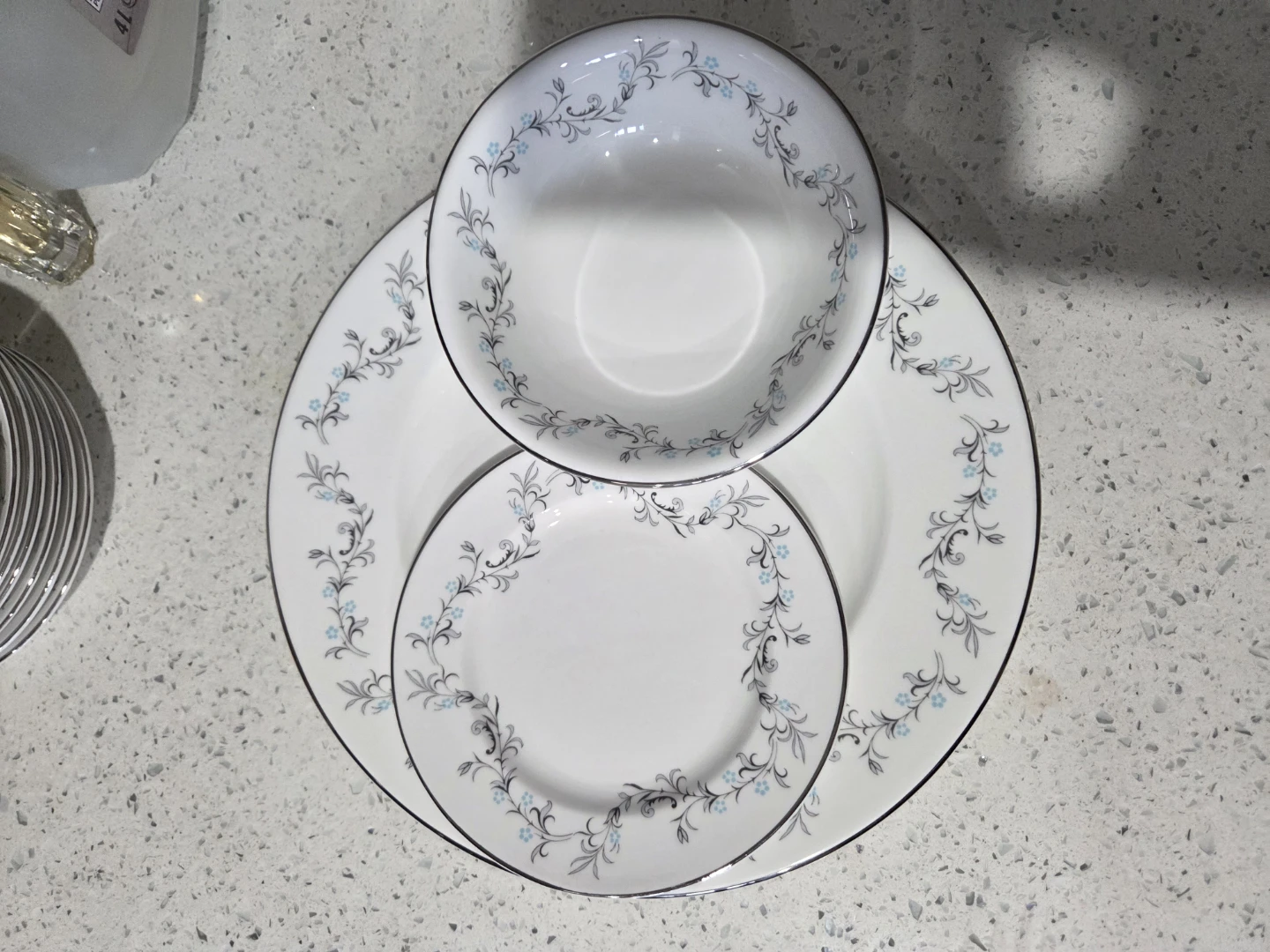 Bridal Wreath China - photo 5