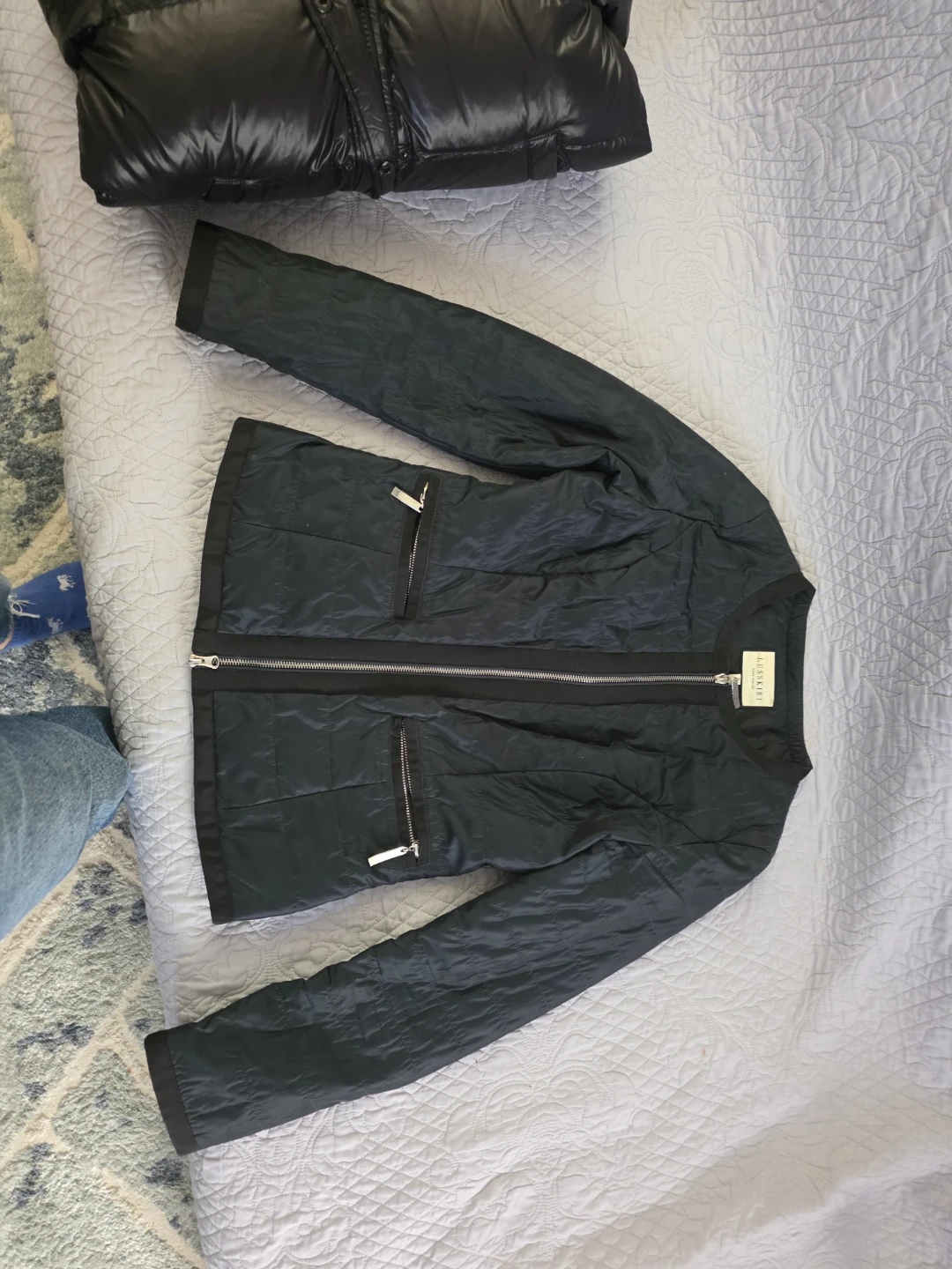Coats - photo 2