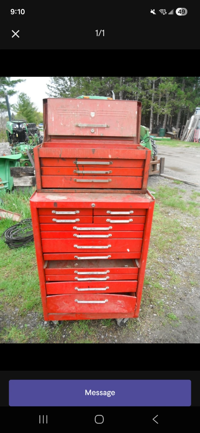 Beach Metal Tool Chest and Cabinet