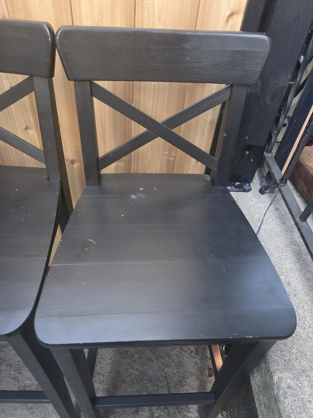 Set of 4 black bar stools with seat cushions - photo 3