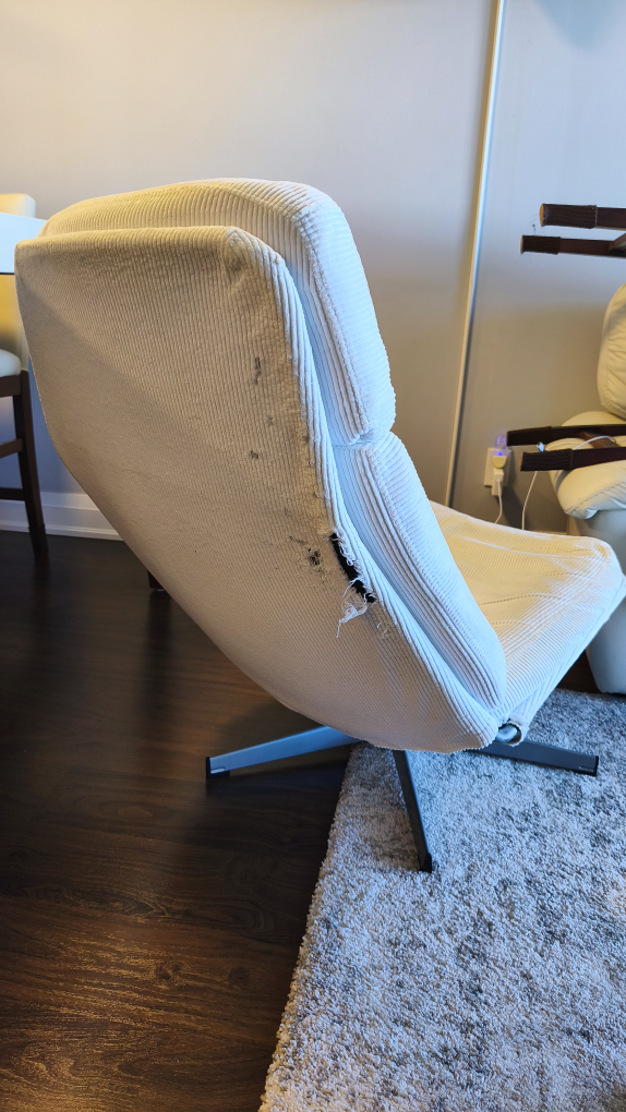IKEA Lunna Swivel Chair and Ottoman (white) - photo 3