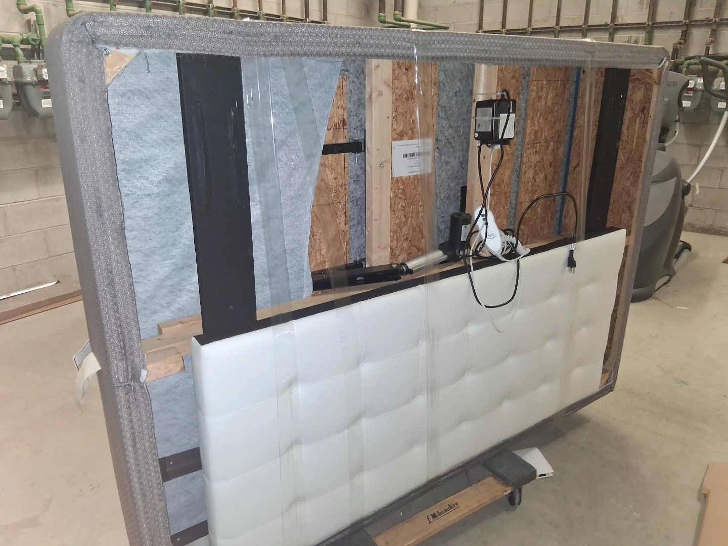 Serta Adjustable Bed Base - photo 2