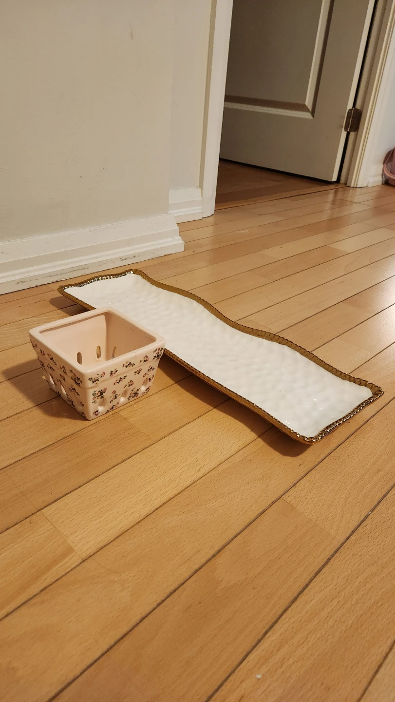 Ceramic berry basket and decorative serving tray - photo 2