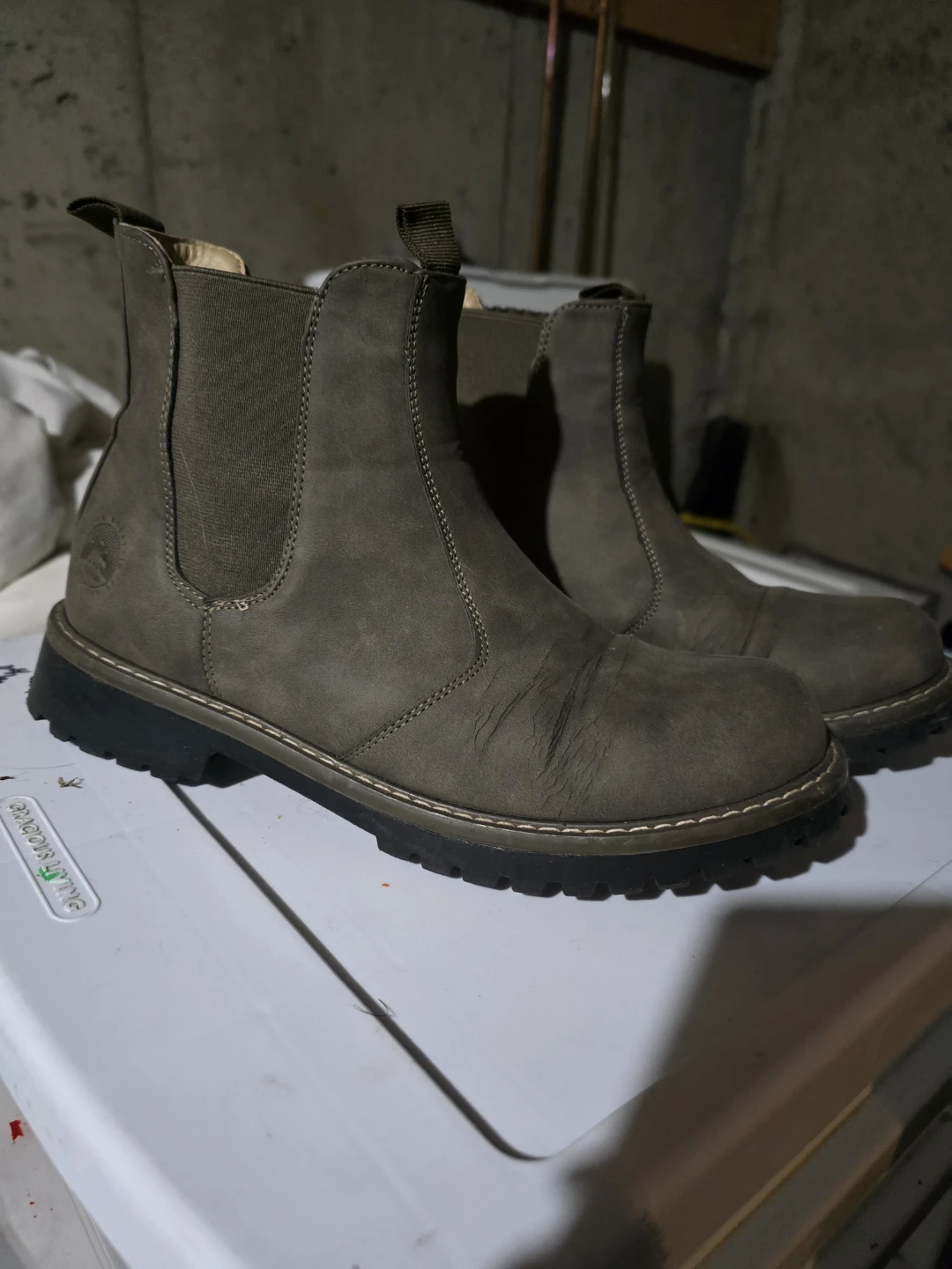 Woods Chelsea Boots