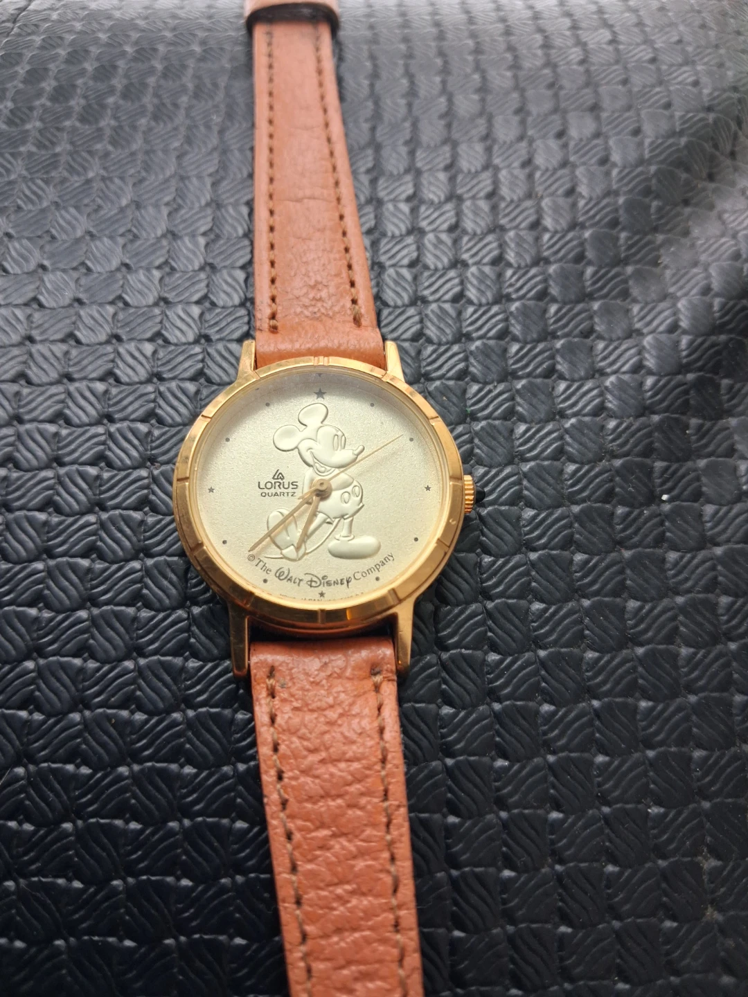 Lorus Disney Mickey Mouse Watch - photo 2
