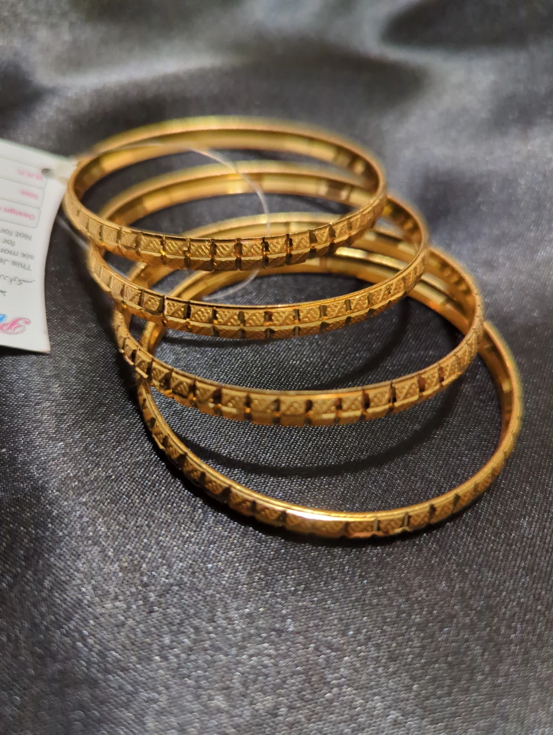 Set of 4 Gold-Tone Textured Bangles - photo 3