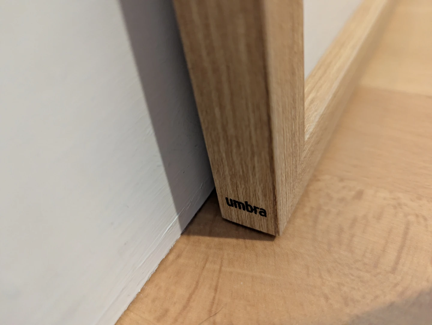 2 Umbra Picture Frames - photo 3