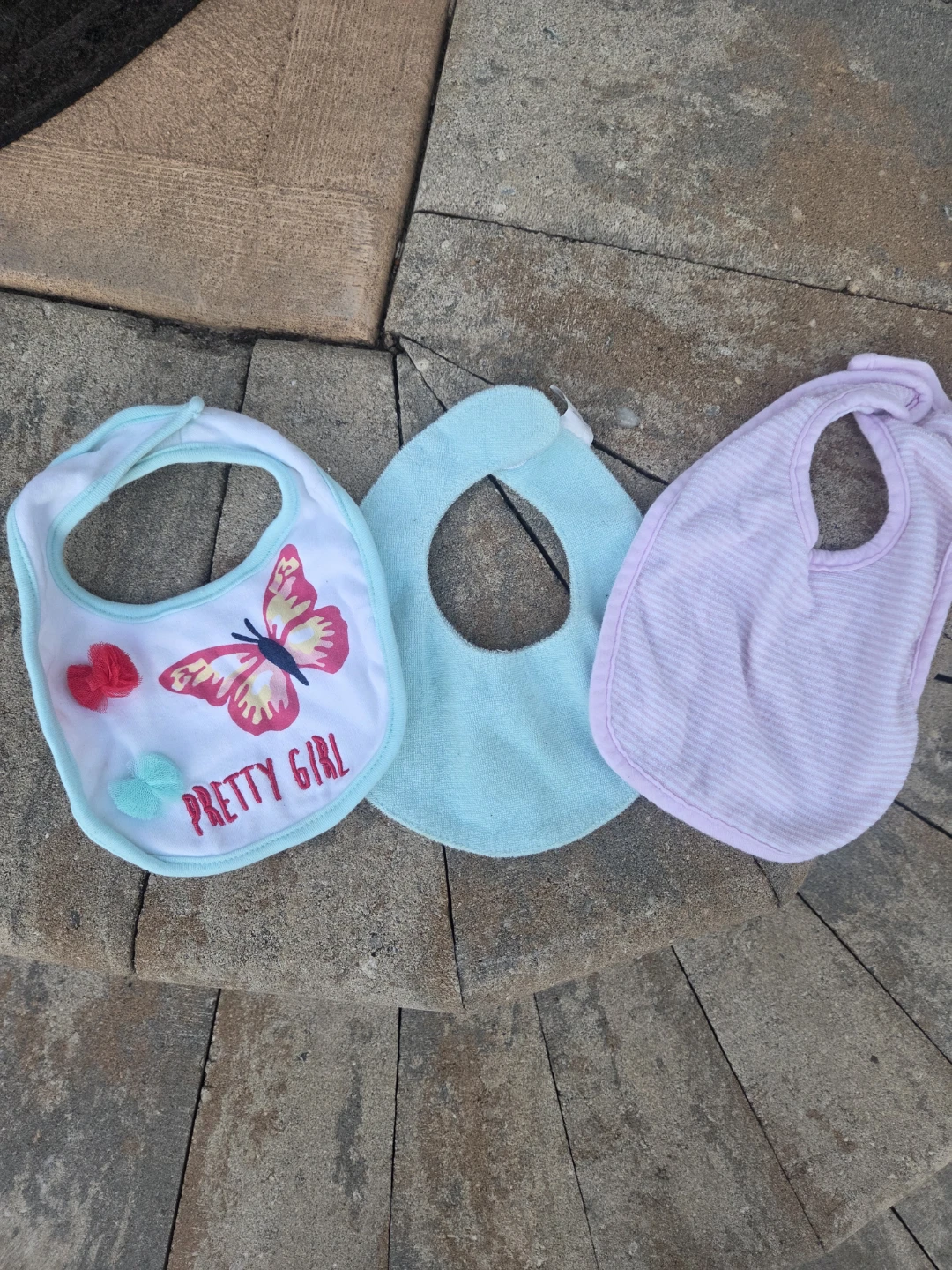 Set of 3 Baby Bibs