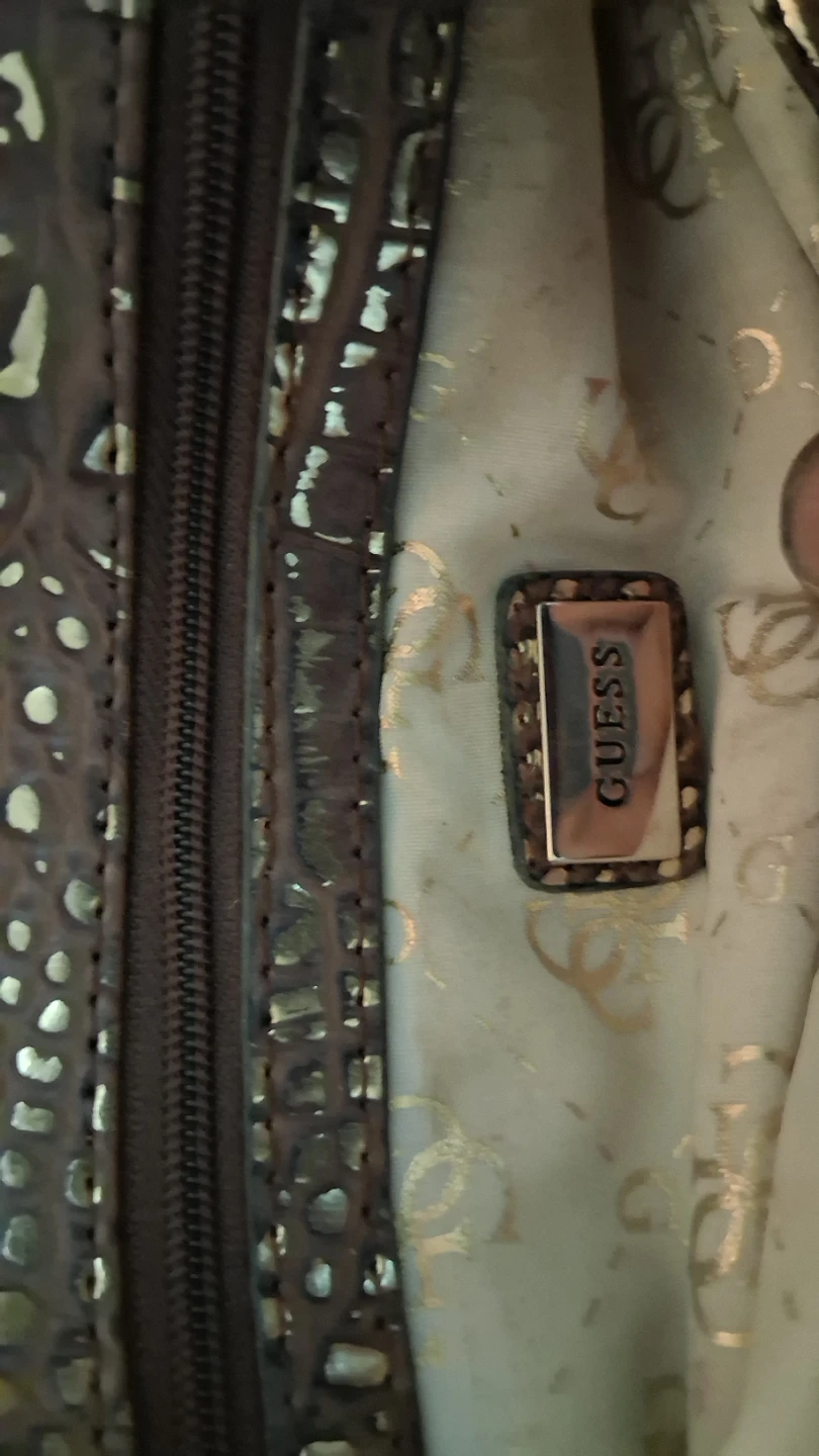 Guess Animal Print Clutch - photo 3