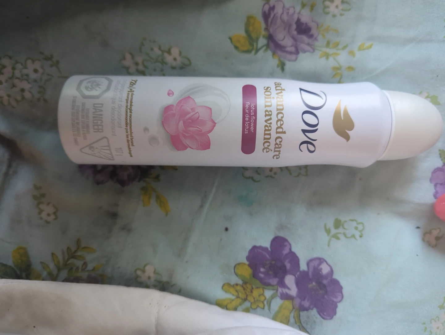 Dove Advanced Care Lotus Flower Antiperspirant 107g