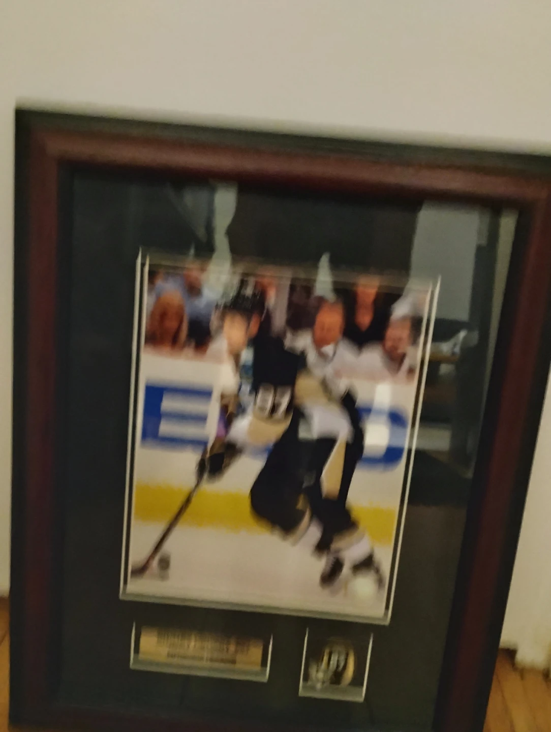 Framed Sidney Crosby Pittsburgh Penguins Photo - photo 3