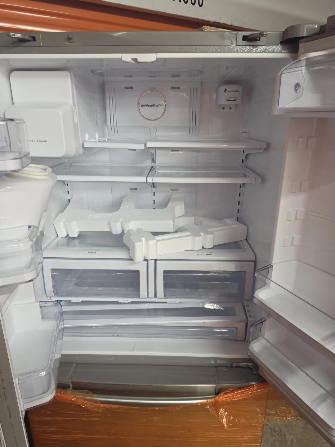 Samsung 36in wide Counter depth French Door Refrigerator - photo 2