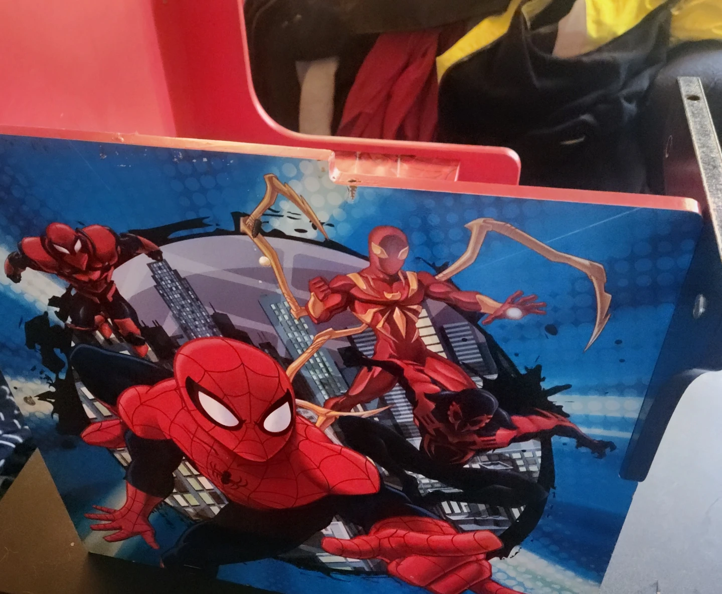 Marvel Ultimate Spider-Man Children's Chair - photo 3